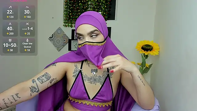 Snapshot of Maissa_Alabi chatting on March 2025 07:43:02 PM Maissa Alabi online show from March 2025 07:43:02 PM