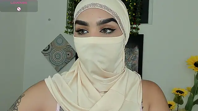 Snapshot of Maissa_Alabi chatting on September 2025 06:40:01 PM Maissa Alabi online show from September 2025 06:40:01 PM