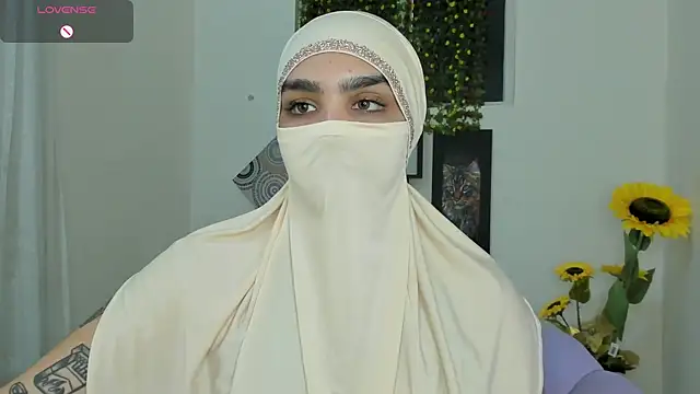 Snapshot of Maissa_Alabi chatting on September 2025 04:34:01 PM Maissa Alabi online show from September 2025 04:34:01 PM