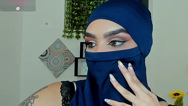 Snapshot of Maissa_Alabi chatting on September 2025 05:07:01 PM Maissa Alabi online show from September 2025 05:07:01 PM