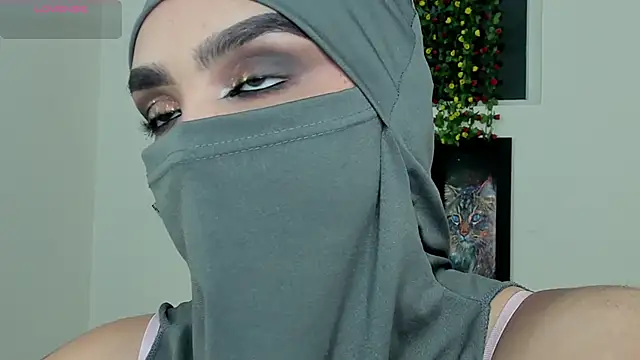 Snapshot of Maissa_Alabi chatting on October 2025 07:22:02 PM Maissa Alabi online show from October 2025 07:22:02 PM