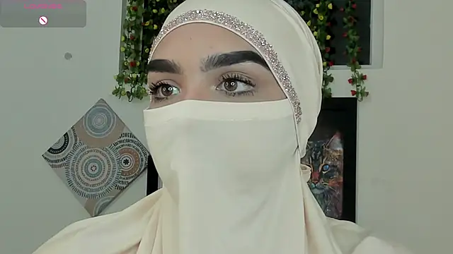 Snapshot of Maissa_Alabi chatting on October 2025 05:15:02 PM Maissa Alabi online show from October 2025 05:15:02 PM