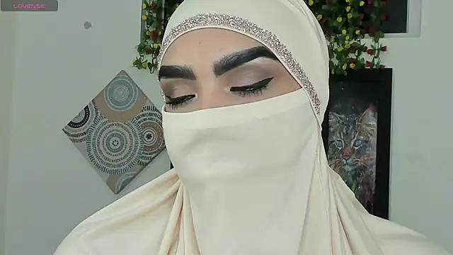 Snapshot of Maissa_Alabi chatting on November 2025 07:36:02 PM Maissa Alabi online show from November 2025 07:36:02 PM