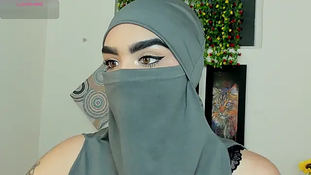 Snapshot of Maissa_Alabi chatting on November 2025 06:37:02 PM Maissa Alabi online show from November 2025 06:37:02 PM