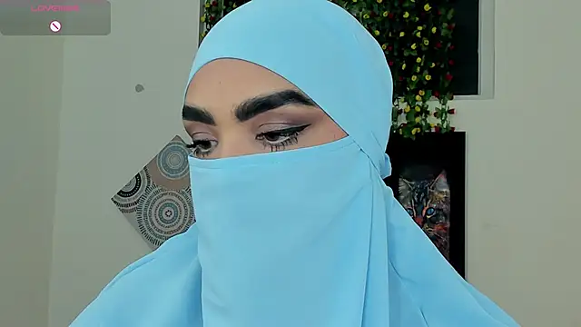 Snapshot of Maissa_Alabi chatting on November 2025 04:10:02 PM Maissa Alabi online show from November 2025 04:10:02 PM