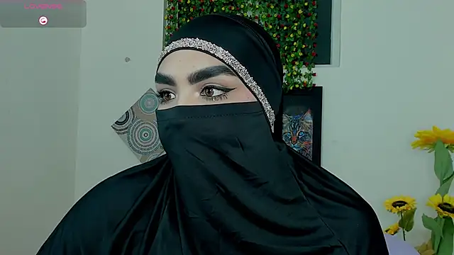 Snapshot of Maissa_Alabi chatting on November 2025 05:39:01 PM Maissa Alabi online show from November 2025 05:39:01 PM