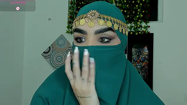 Snapshot of Maissa_Alabi chatting on December 2025 06:36:02 PM Maissa Alabi online show from December 2025 06:36:02 PM