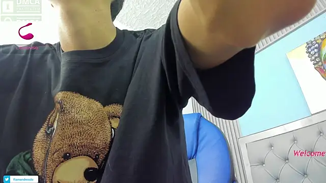 Snapshot of HarolddXL chatting on October 2025 01:02:02 PM HarolddXL online show from October 2025 01:02:02 PM