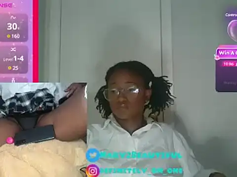 Snapshot of dragdemballznme chatting on January 2025 11:22:02 PM dragdemballznme online show from January 2025 11:22:02 PM