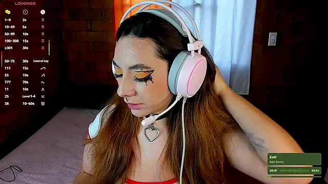 Snapshot of Annycolin_ chatting on March 2025 08:00:01 PM Annycolin online show from March 2025 08:00:01 PM