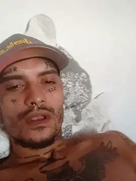 Snapshot of gibbyi777 chatting on December 2025 10:27:02 PM gibbyi777 online show from December 2025 10:27:02 PM