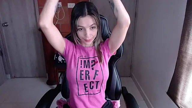 Princezzlove3 online show from January 2025 01:53:02 PM