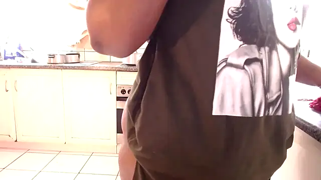 Snapshot of omalicha98 chatting on November 2025 07:18:01 AM omalicha98 online show from November 2025 07:18:01 AM