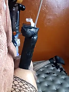 DBOY5G online show from March 2026 04:18:02 AM