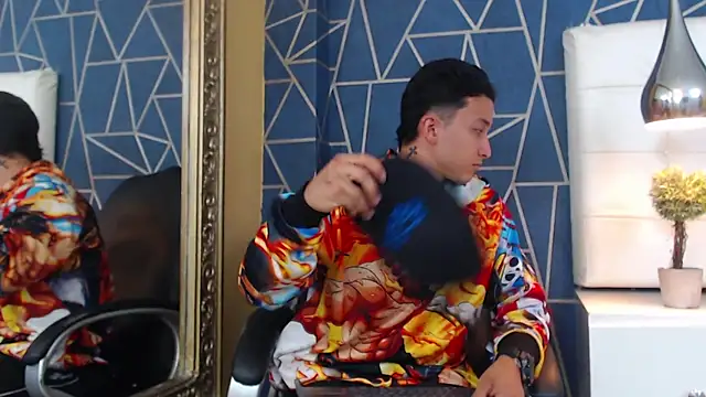 Snapshot of BrandonColee chatting on January 2025 12:12:02 PM BrandonColee online show from January 2025 12:12:02 PM