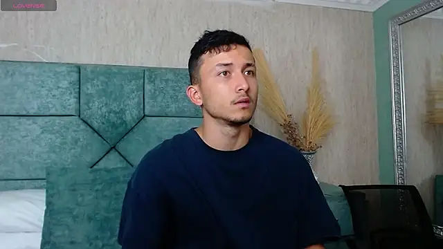 Snapshot of BrandonColee chatting on March 2025 12:13:01 PM BrandonColee online show from March 2025 12:13:01 PM