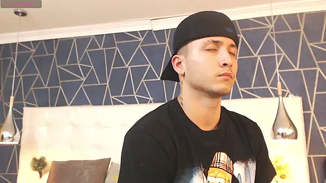 Snapshot of BrandonColee chatting on March 2025 06:47:01 PM BrandonColee online show from March 2025 06:47:01 PM