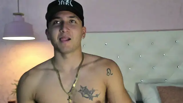 Snapshot of BrandonColee chatting on January 2026 07:30:01 PM BrandonColee online show from January 2026 07:30:01 PM