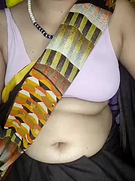 Snapshot of nikkibenza chatting on March 2025 04:55:02 PM nikkibenza online show from March 2025 04:55:02 PM