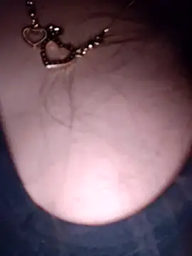 Snapshot of nikkibenza chatting on March 2025 06:25:01 PM nikkibenza online show from March 2025 06:25:01 PM