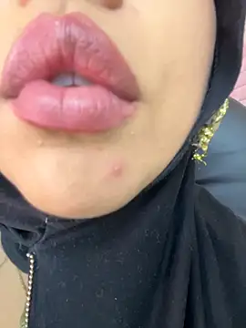 zahra Jalid online show from February 2026 02:53:01 AM