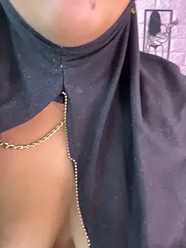 zahra Jalid online show from February 2026 01:31:02 AM