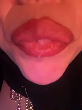 zahra Jalid online show from May 2026 11:01:04 PM