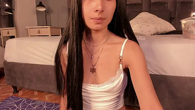 Snapshot of SabrinaSpell_ chatting on October 2025 12:22:02 PM SabrinaSpell online show from October 2025 12:22:02 PM