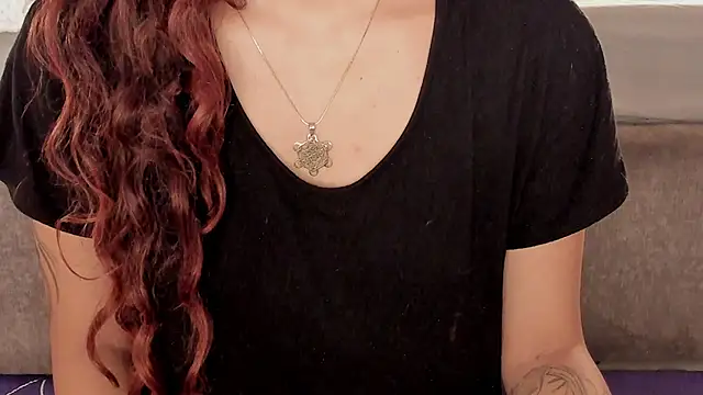 Snapshot of SabrinaSpell_ chatting on November 2025 11:49:02 AM SabrinaSpell online show from November 2025 11:49:02 AM