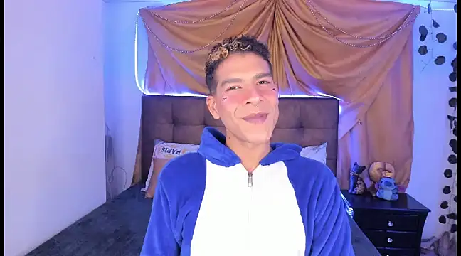 Snapshot of Ethan_Boyy chatting on March 2025 10:52:02 AM Ethan Boyy online show from March 2025 10:52:02 AM