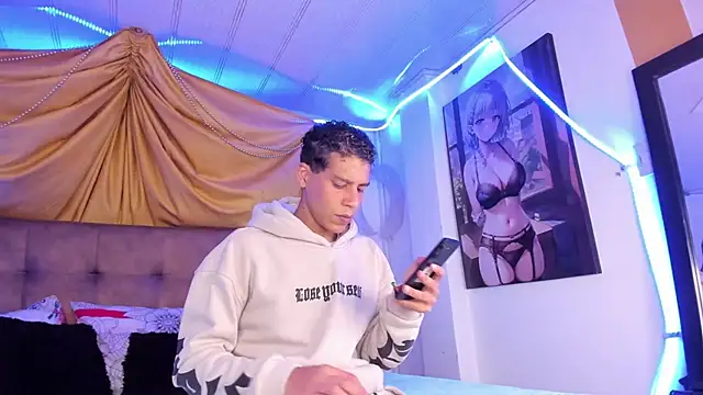 Snapshot of Ethan_Boyy chatting on September 2025 11:37:02 PM Ethan Boyy online show from September 2025 11:37:02 PM