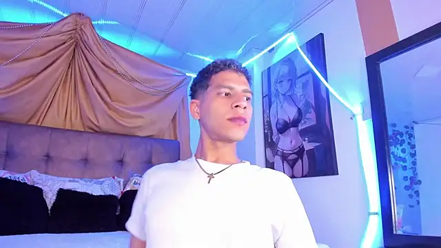 Snapshot of Ethan_Boyy chatting on September 2025 11:38:01 PM Ethan Boyy online show from September 2025 11:38:01 PM