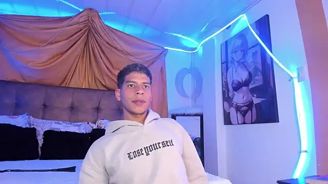 Snapshot of Ethan_Boyy chatting on September 2025 10:43:02 PM Ethan Boyy online show from September 2025 10:43:02 PM