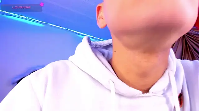 Snapshot of Ethan_Boyy chatting on November 2025 10:23:02 PM Ethan Boyy online show from November 2025 10:23:02 PM