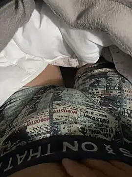 Snapshot of zoltard_1911 chatting on February 2025 01:47:01 AM zoltard 1911 online show from February 2025 01:47:01 AM