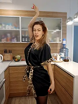 Miroslavadzm1 online show from April 2026 11:16:01 AM