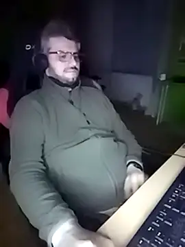 stary-w-kalesonach online show from January 2025 03:15:01 AM