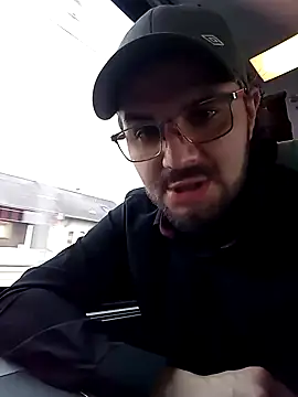 stary-w-kalesonach online show from March 2025 01:40:01 PM