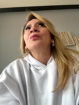 AtheneaRusell online show from September 2025 05:40:02 PM