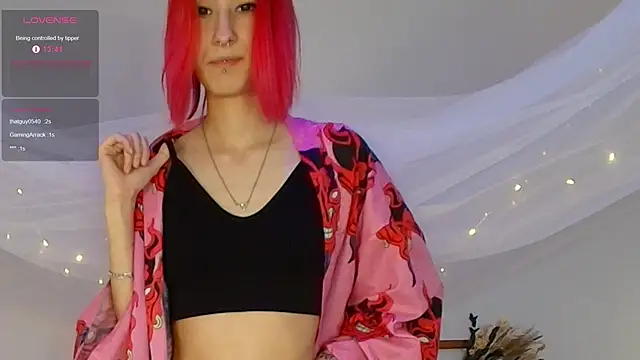 Snapshot of Kar1_na_ chatting on January 2025 11:32:02 AM Kar1 na online show from January 2025 11:32:02 AM