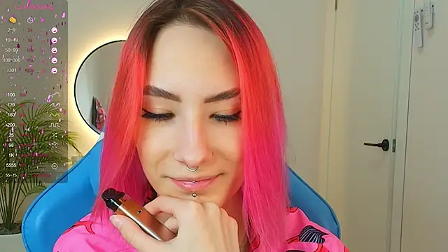 Snapshot of Kar1_na_ chatting on January 2025 08:01:01 AM Kar1 na online show from January 2025 08:01:01 AM