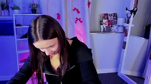 Sahara Shields online show from September 2025 10:04:02 AM