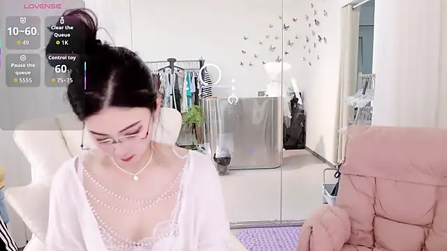 miaomiao-777 online show from February 2026 06:12:02 AM