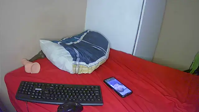 Snapshot of BigBootyStudent chatting on January 2025 10:19:01 PM BigBootyStudent online show from January 2025 10:19:01 PM