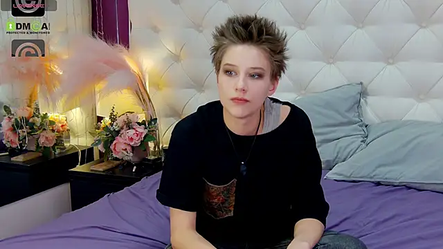 via mayer  online show from February 2025 02:38:01 AM