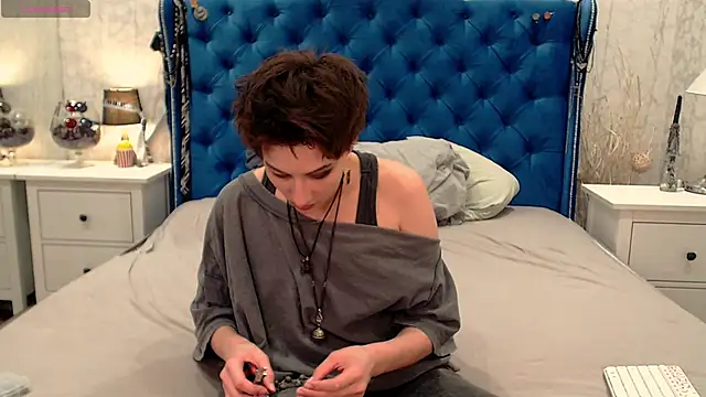 via mayer  online show from February 2026 01:57:02 AM