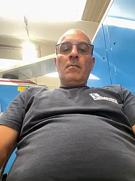 Snapshot of sempreilmio2 chatting on September 2025 10:48:02 AM sempreilmio2 online show from September 2025 10:48:02 AM