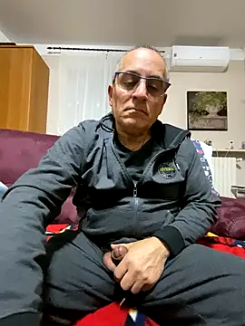 sempreilmio2 online show from November 2025 09:03:02 PM