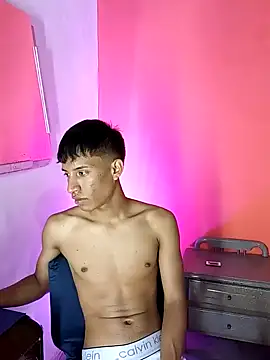 matteo rivas online show from February 2025 09:12:01 PM