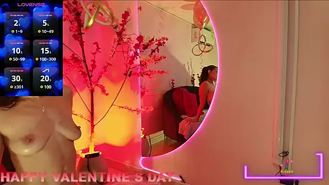 Snapshot of scarlette69 chatting on February 2025 11:31:01 PM scarlette69 online show from February 2025 11:31:01 PM